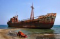 Desmantelamento de estruturas marítimas (navios) 